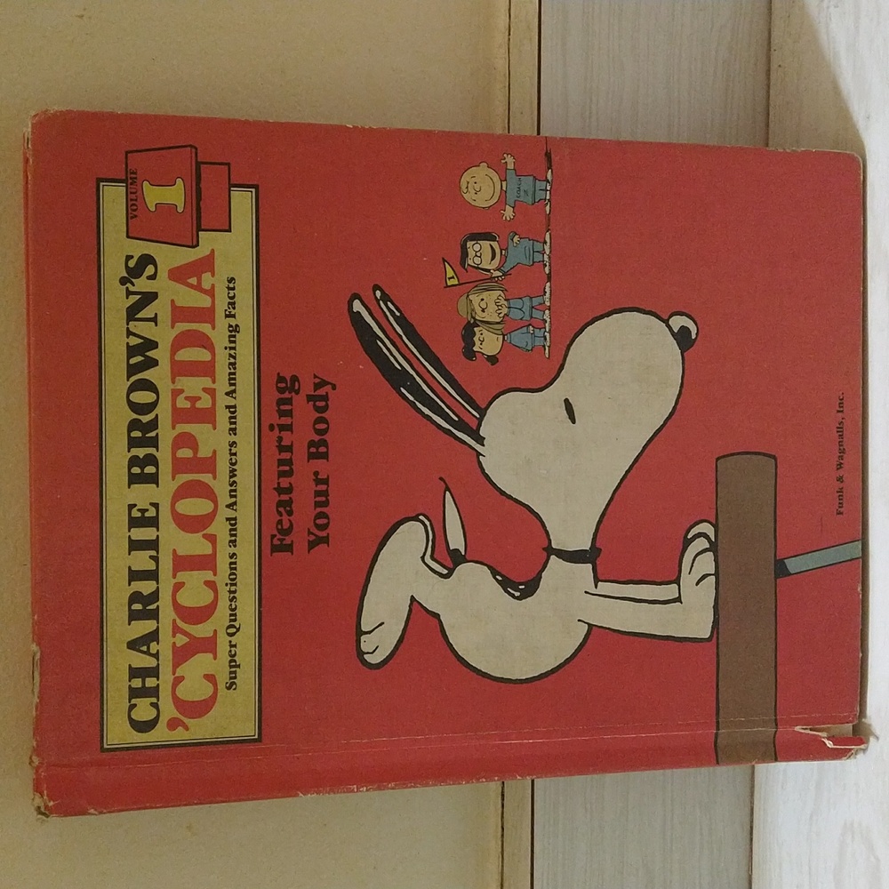 Vintage 1980 Charlie Brown's Encyclopedia Volume 1 United Syndicate - Picture 1 of 4